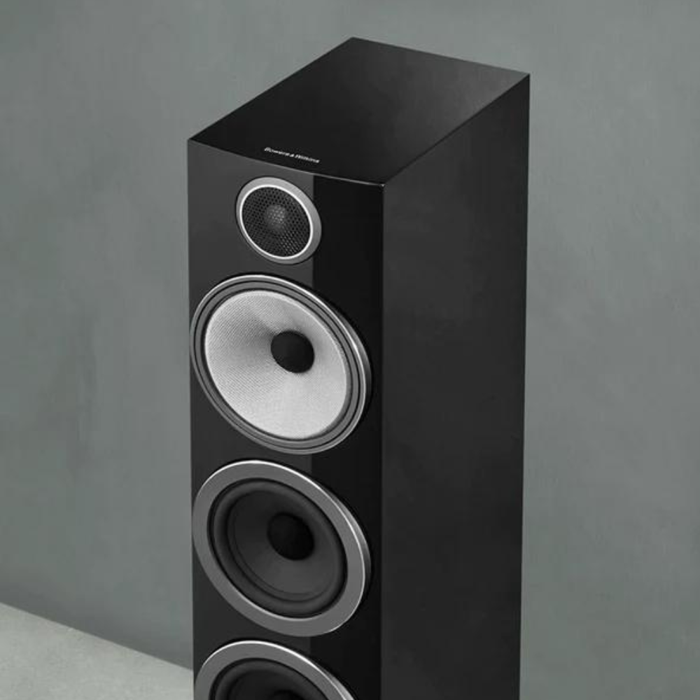 Bowers & Wilkins 704 S3