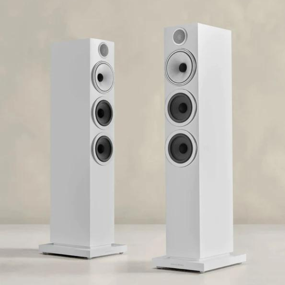 Bowers & Wilkins 704 S3