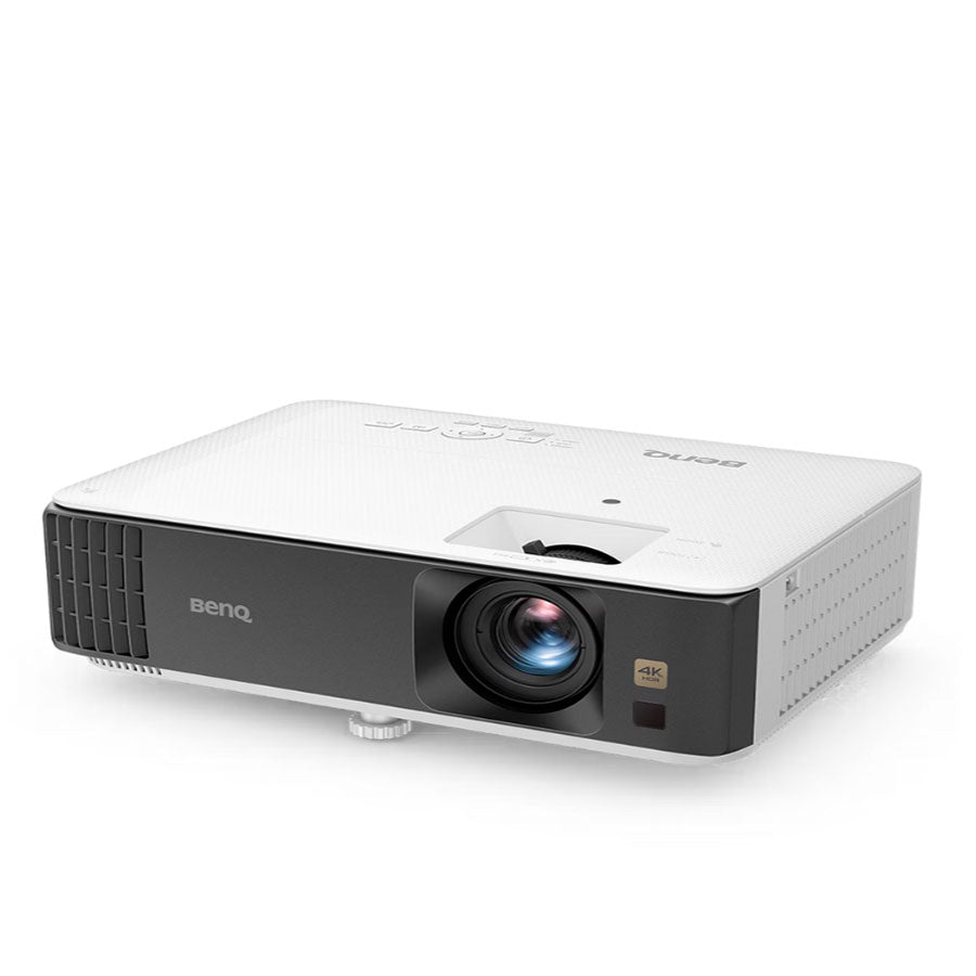 BenQ TK700 | 4K HDR 3200lm left image