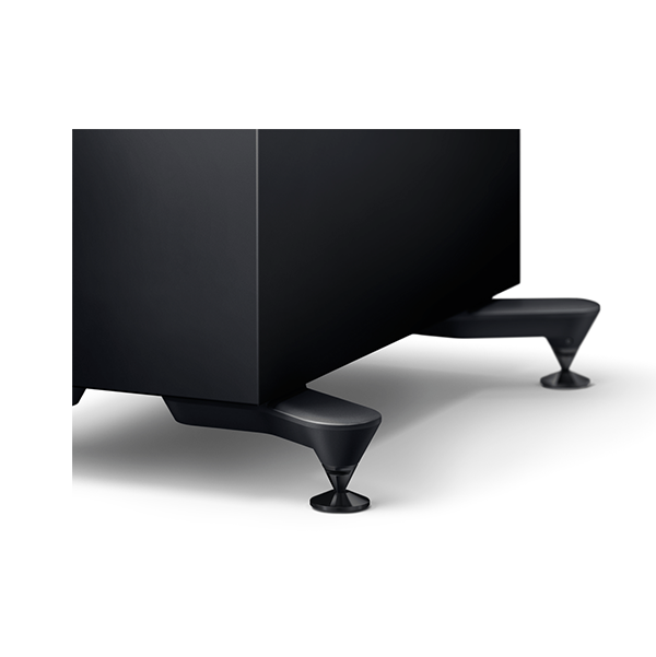 KEF-R7-Meta-3-way-floorstanding-speakers-Img_05