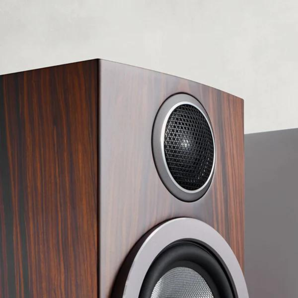 Bowers & Wilkins 707 S3