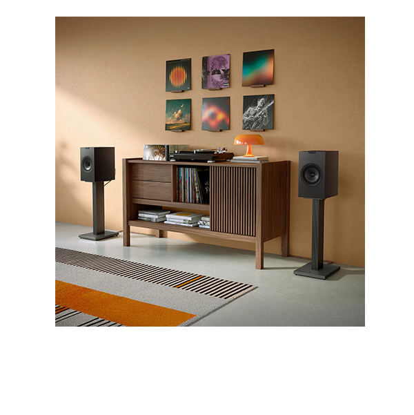 KEF Q3 Meta  Pair  2 Way Bookshelf Speakers 