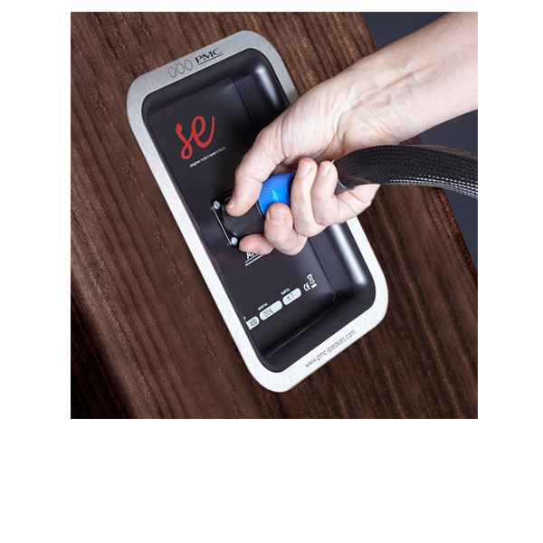 PMC-BB5-XBD-A-SE-Active-Speaker2