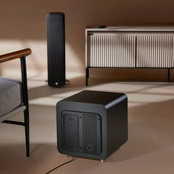 Q SUB 120 Active subwoofers